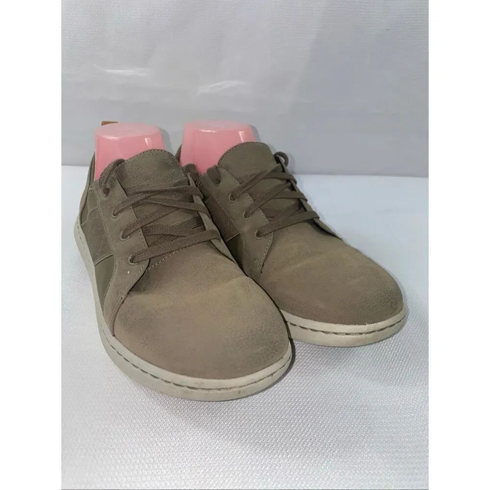 CLARKS CLOUD STEPPERS Wm’s Sz 9 Cushioned Comfort Sneakers Tennis Shoes